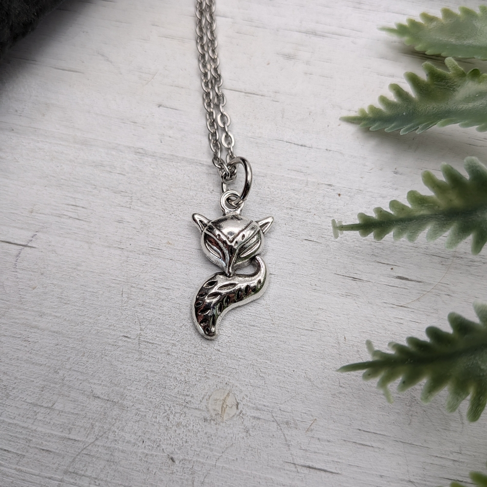 Silver Toned Fox Pendant Necklace - Women Jewelry